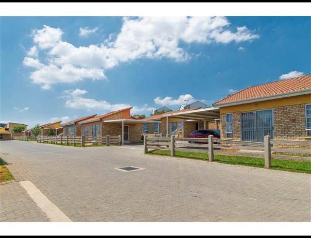 3 BEDROOM PROPERTY TO RENT IN COSMO CITY